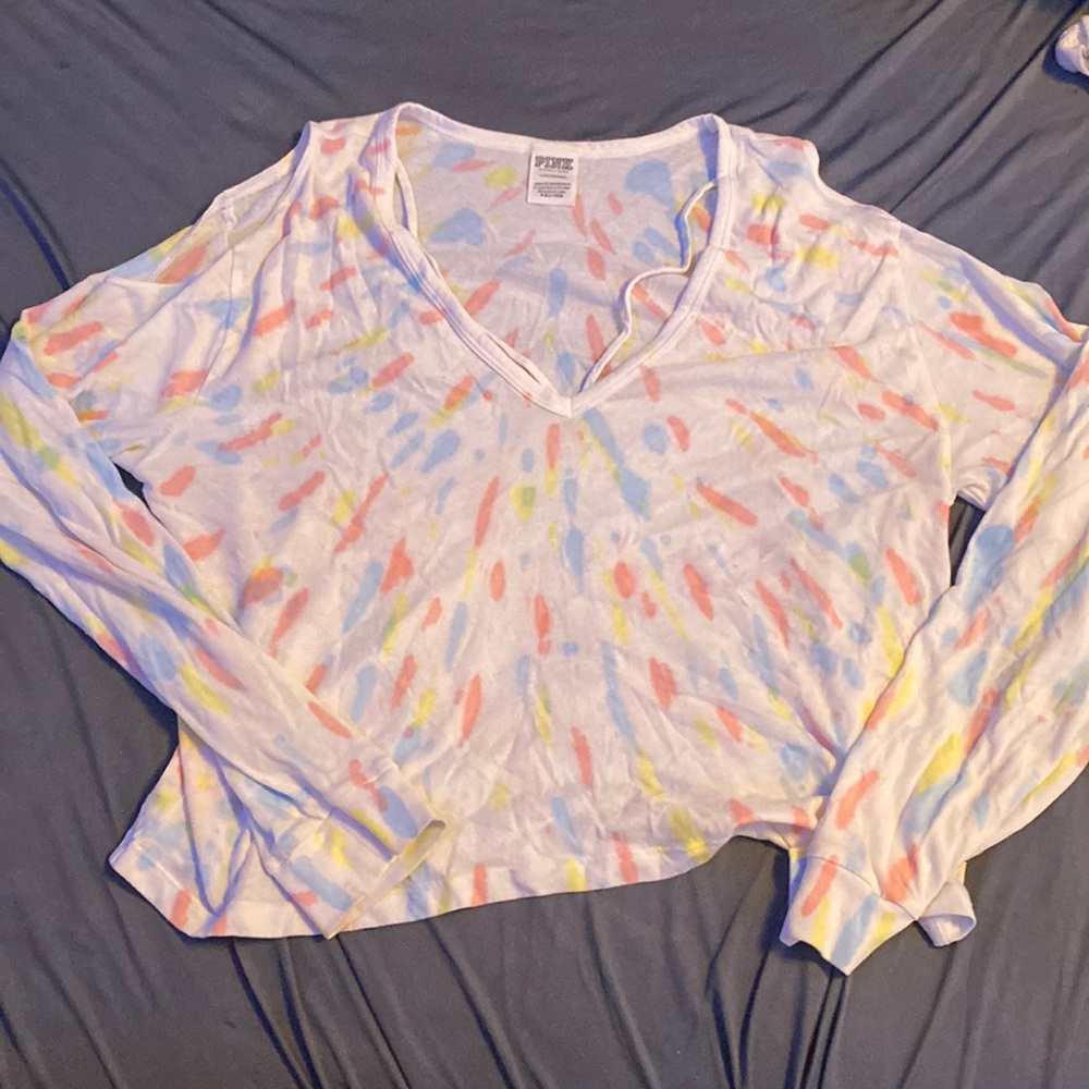 Pink by Victoria’s Secret top